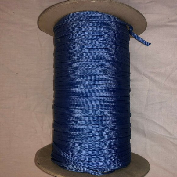 NEW LIGHT BLUE 550 PARACORD FLAT HOLLOW CORD CORELESS/GUTTED - Picture 4 of 6